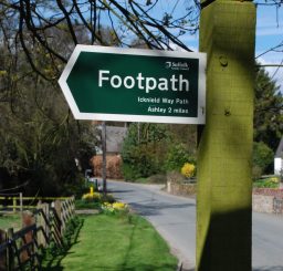 Gazeley green and white Suffolk County Council finger post pointing along the Icknield Way Path